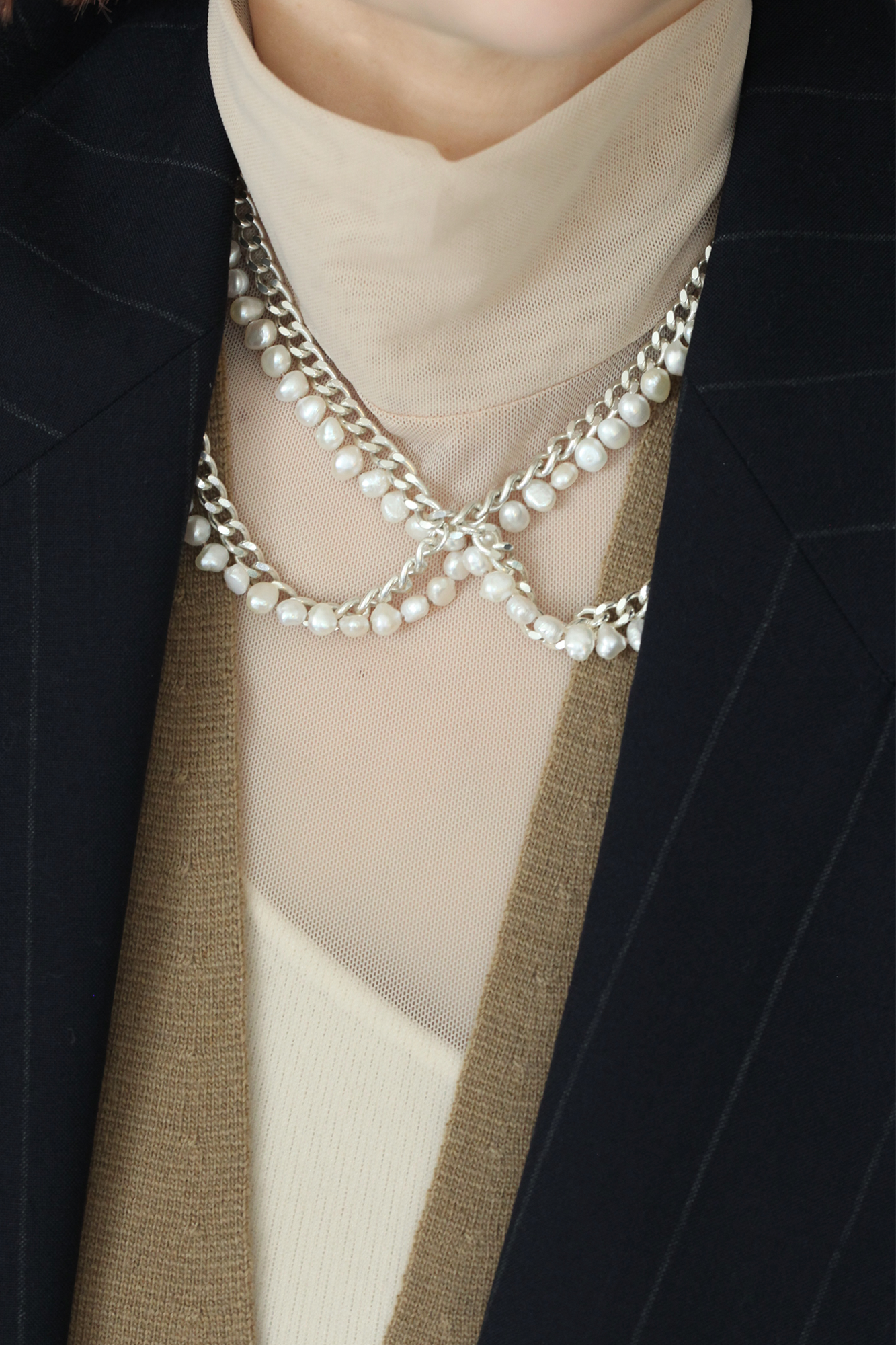 ALL KNOT COLLAR