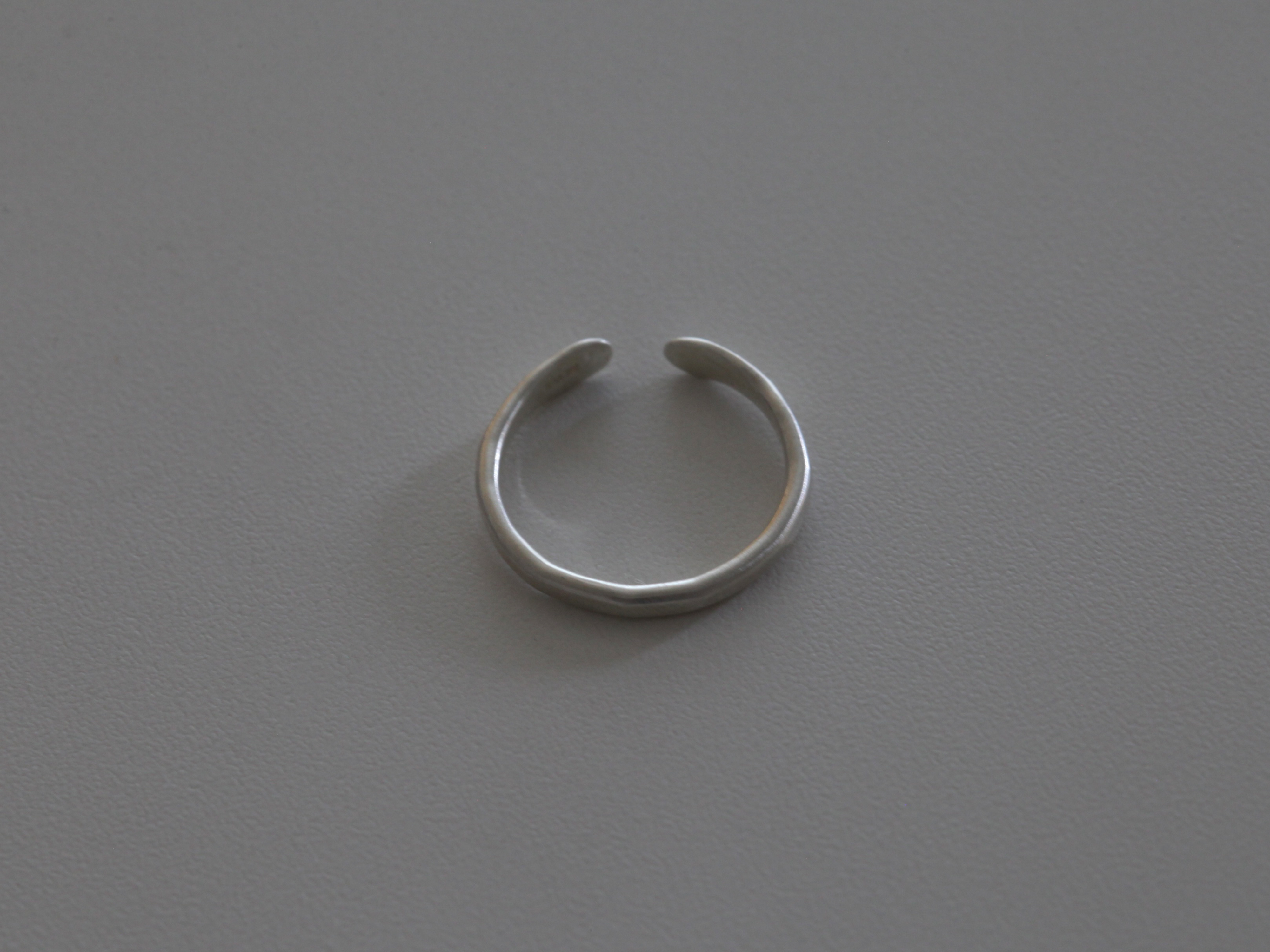 TOE RING