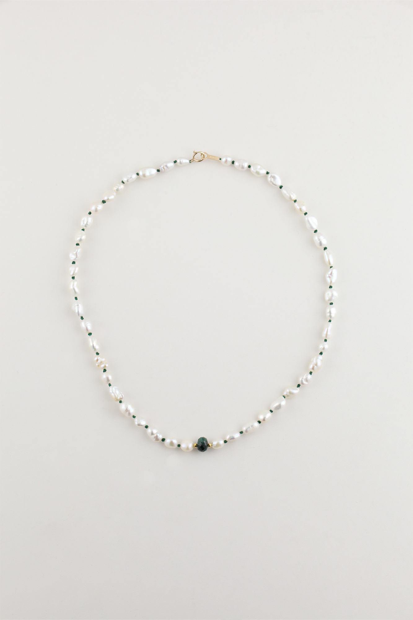 ALL KNOT EMERALD NECKLACE