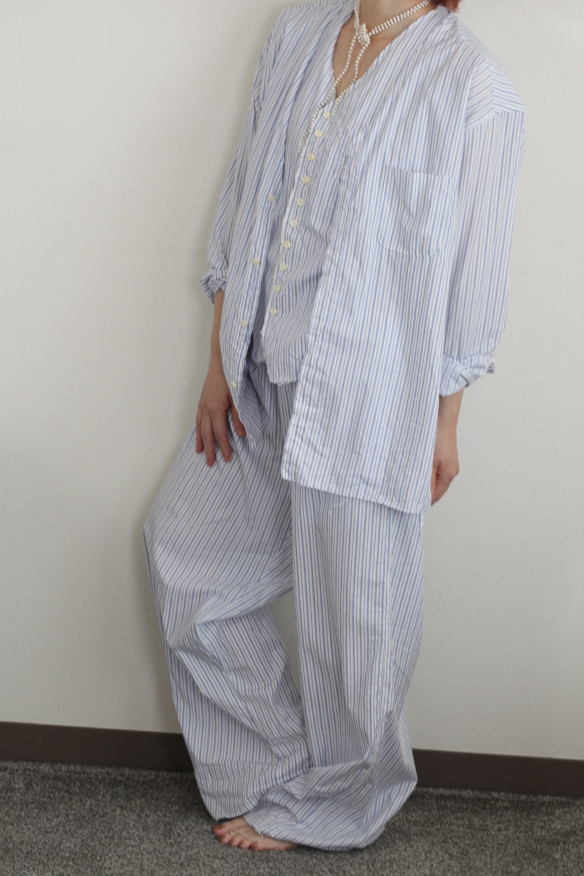 mayumi murasawa shirt_ブルーストライプ_Vシャツ