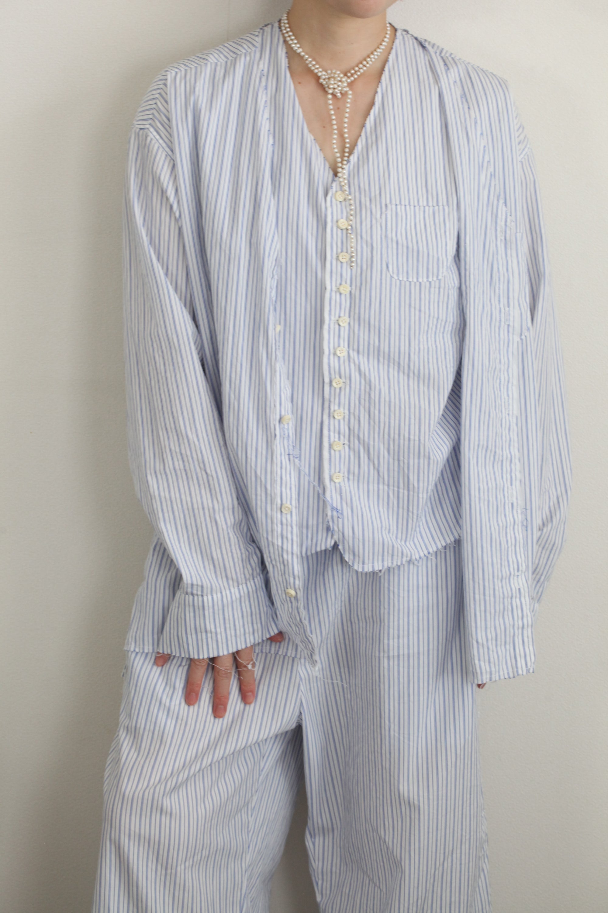 mayumi murasawa shirt_ブルーストライプ_Vシャツ