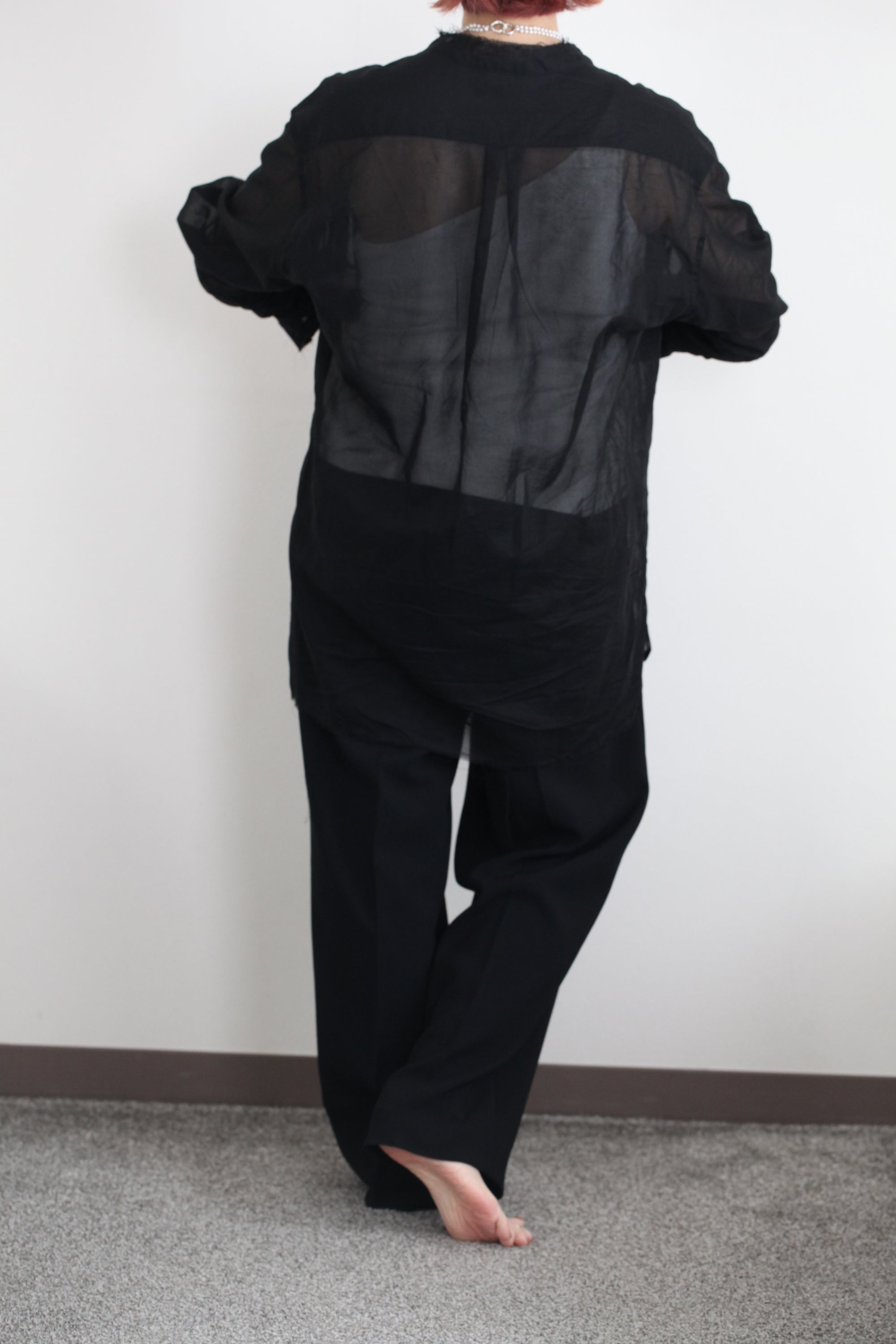 mayumi murasawa shirt_黒オーガンジー_スタンドシャツ