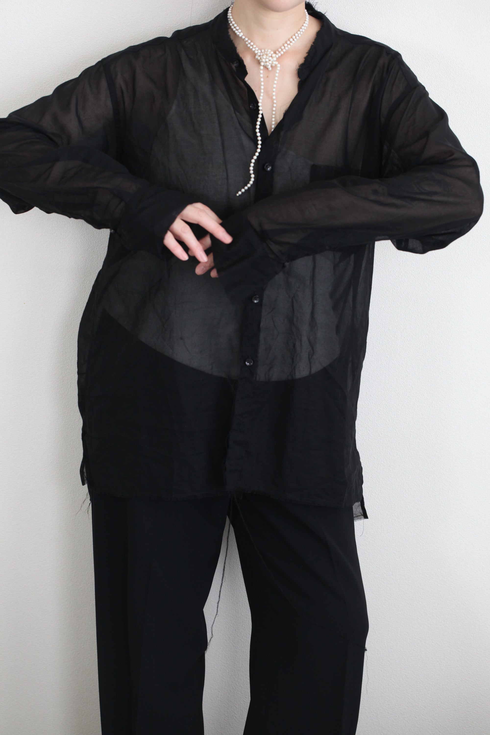 mayumi murasawa shirt_黒オーガンジー_スタンドシャツ
