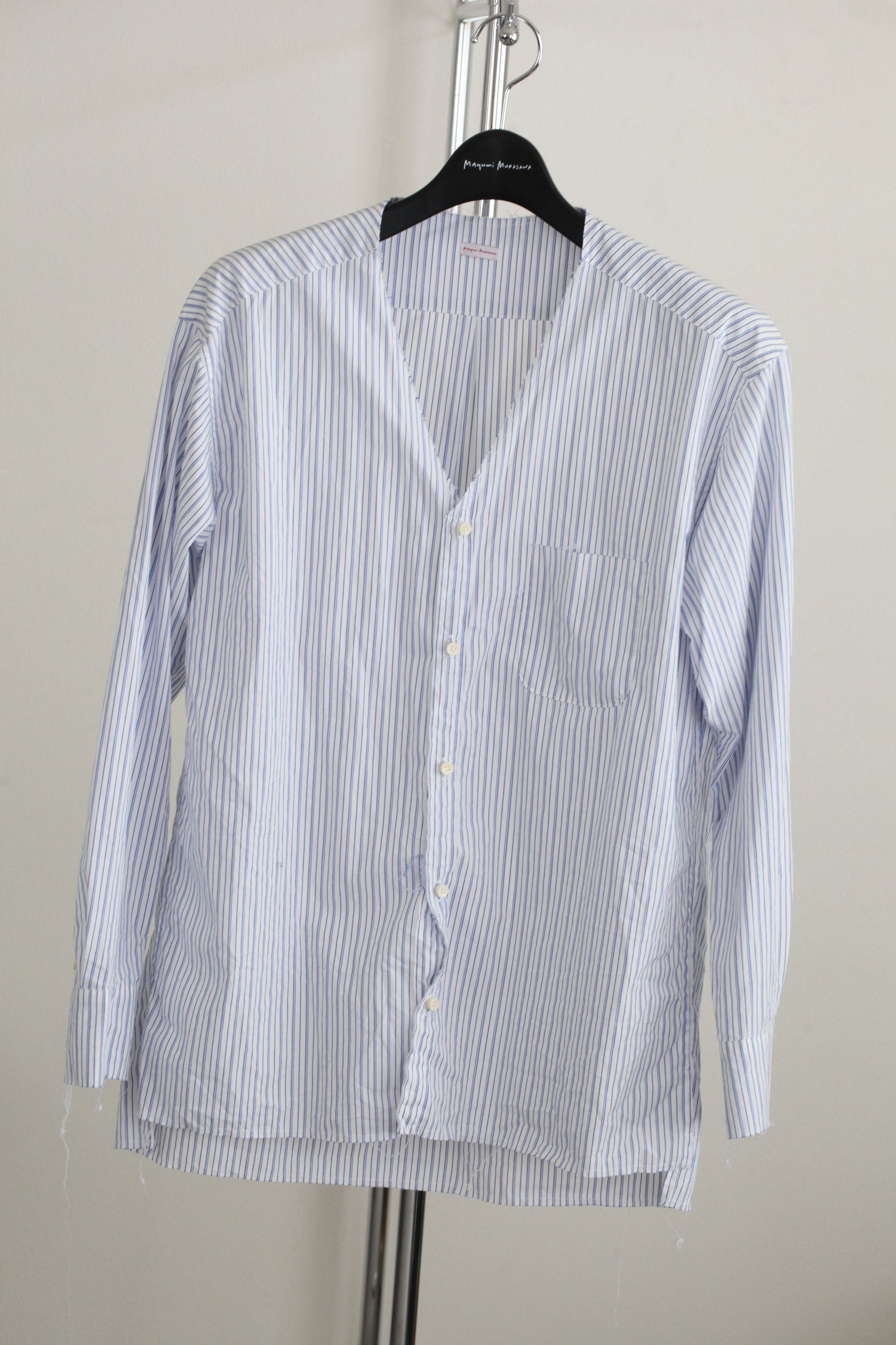 mayumi murasawa shirt_ブルーストライプ_Vシャツ
