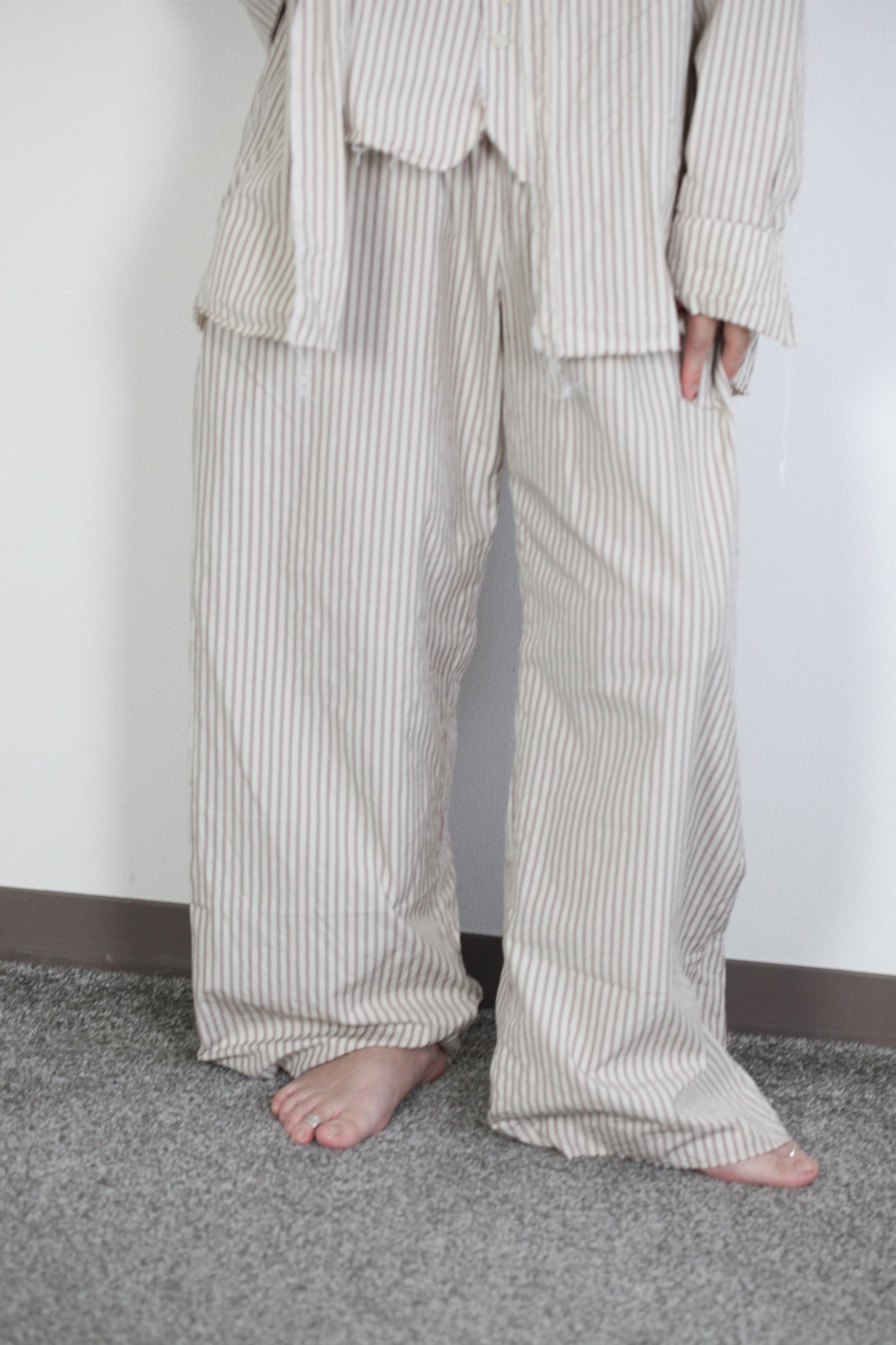 mayumi murasawa shirt_ベージュストライプ_Vシャツ
