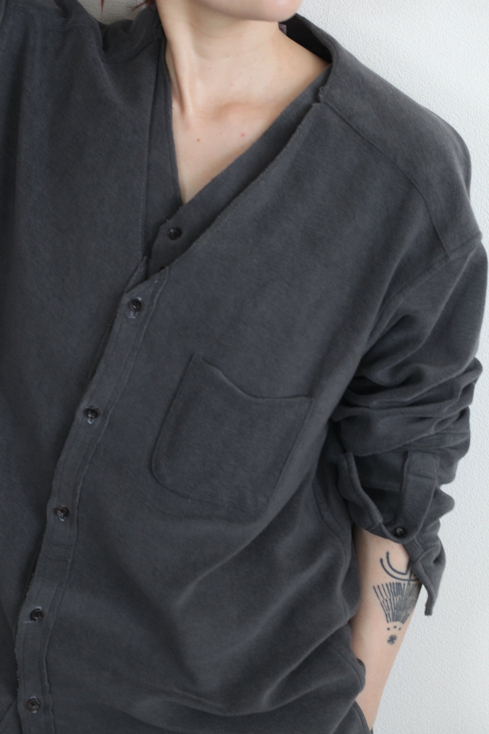 mayumi murasawa shirt_パイルコットン_Vシャツ
