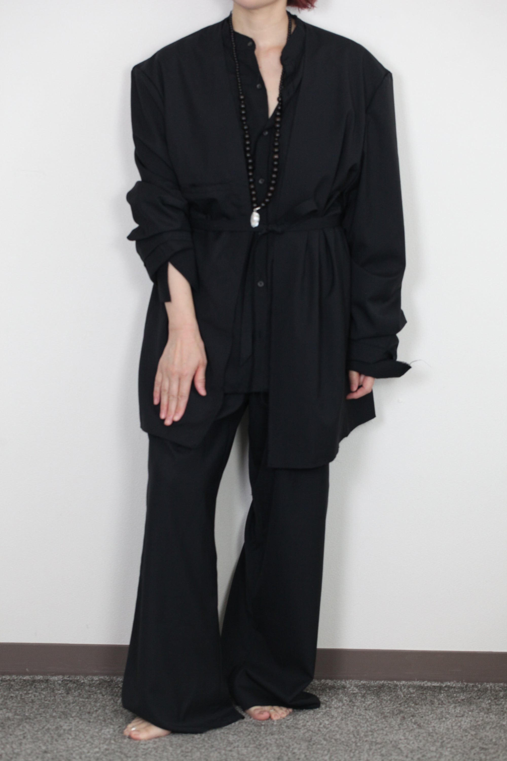 mayumi murasawa shirt_ウールブラック_ガウン+ベルト