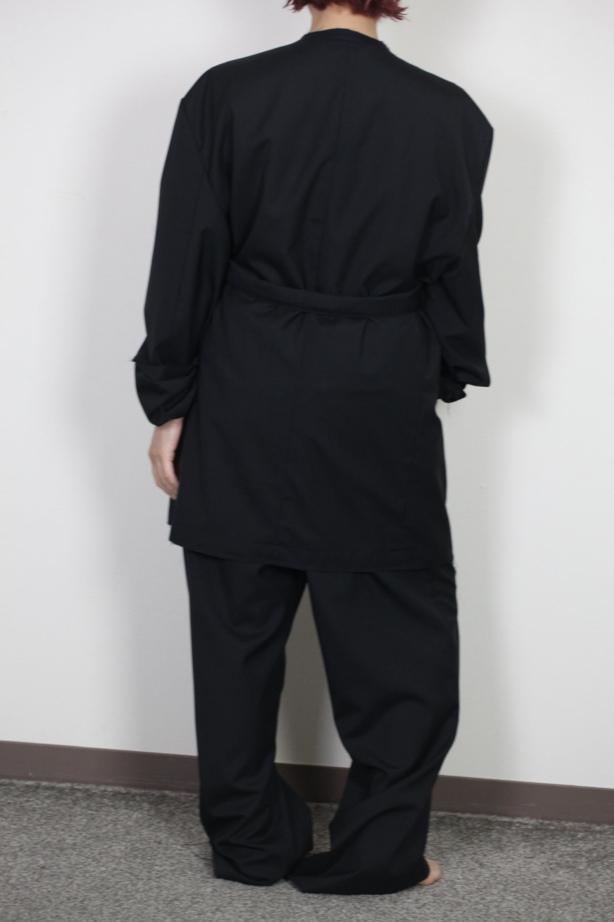 mayumi murasawa shirt_ウールブラック_ガウン+ベルト