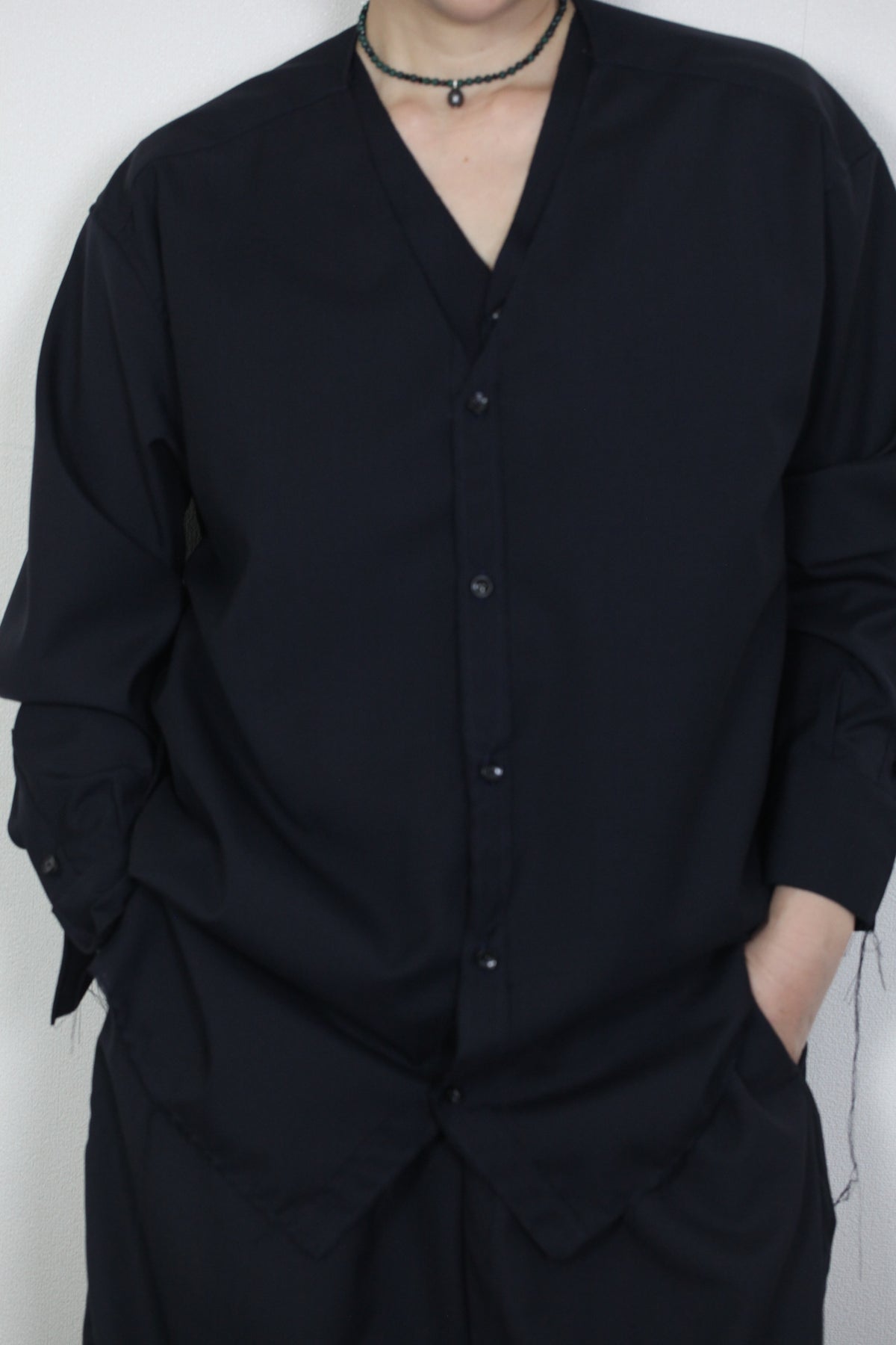 mayumi murasawa shirt_ウールネイビー _Vシャツ