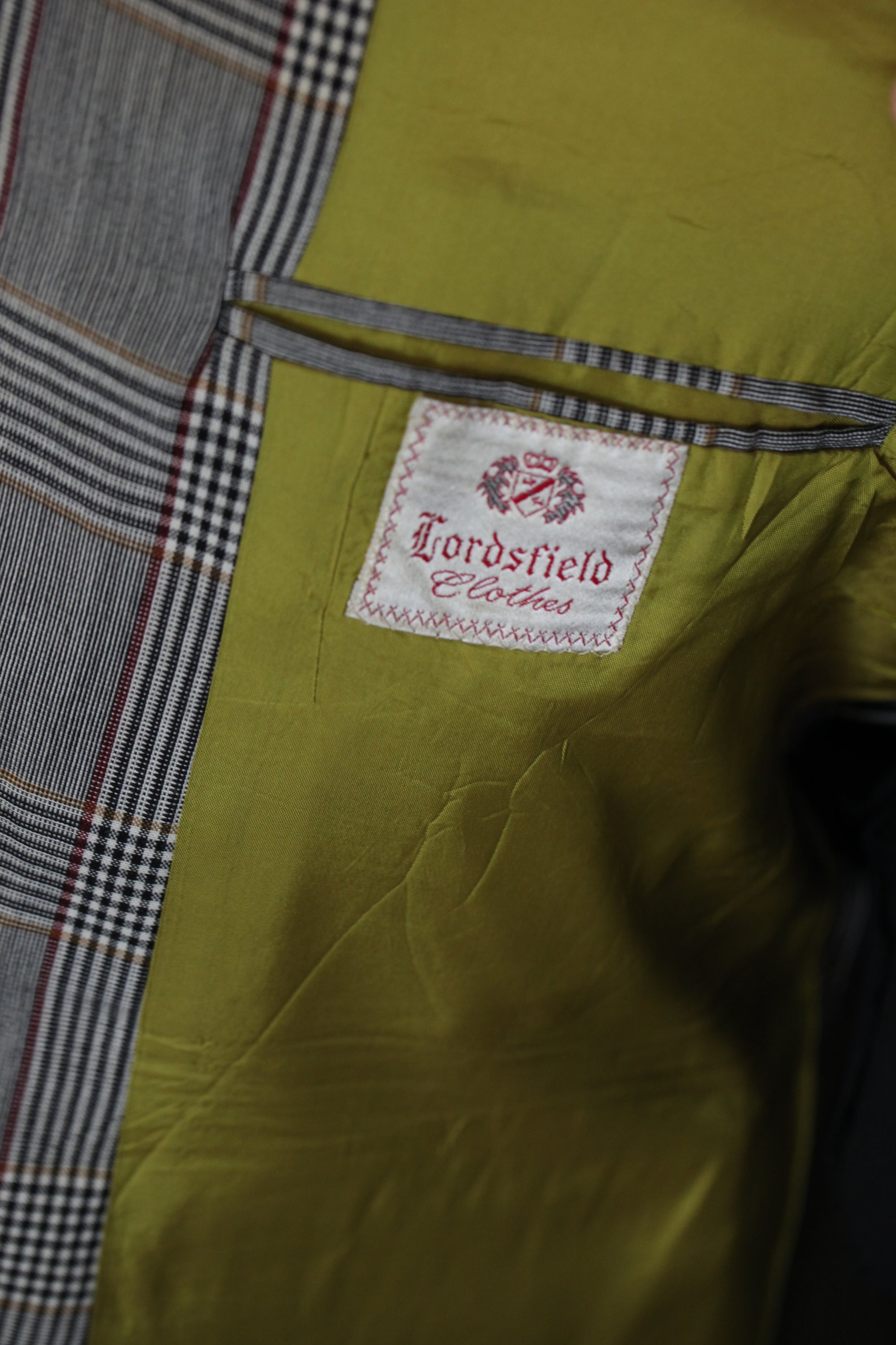 1_ウェットフェルトジャケット_バロックフェルトピン付き