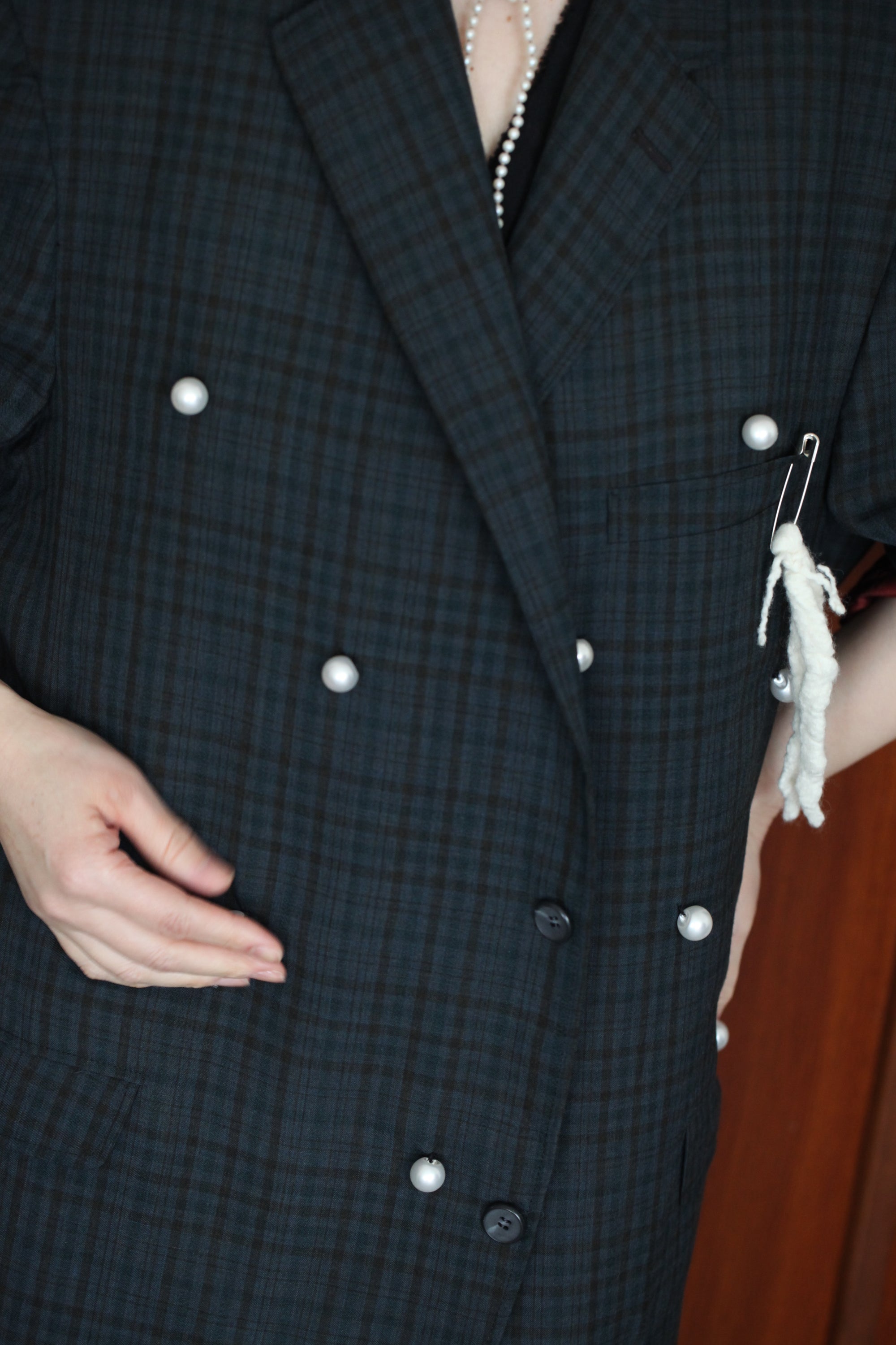 3_過パールジャケット_フェルトピン付き