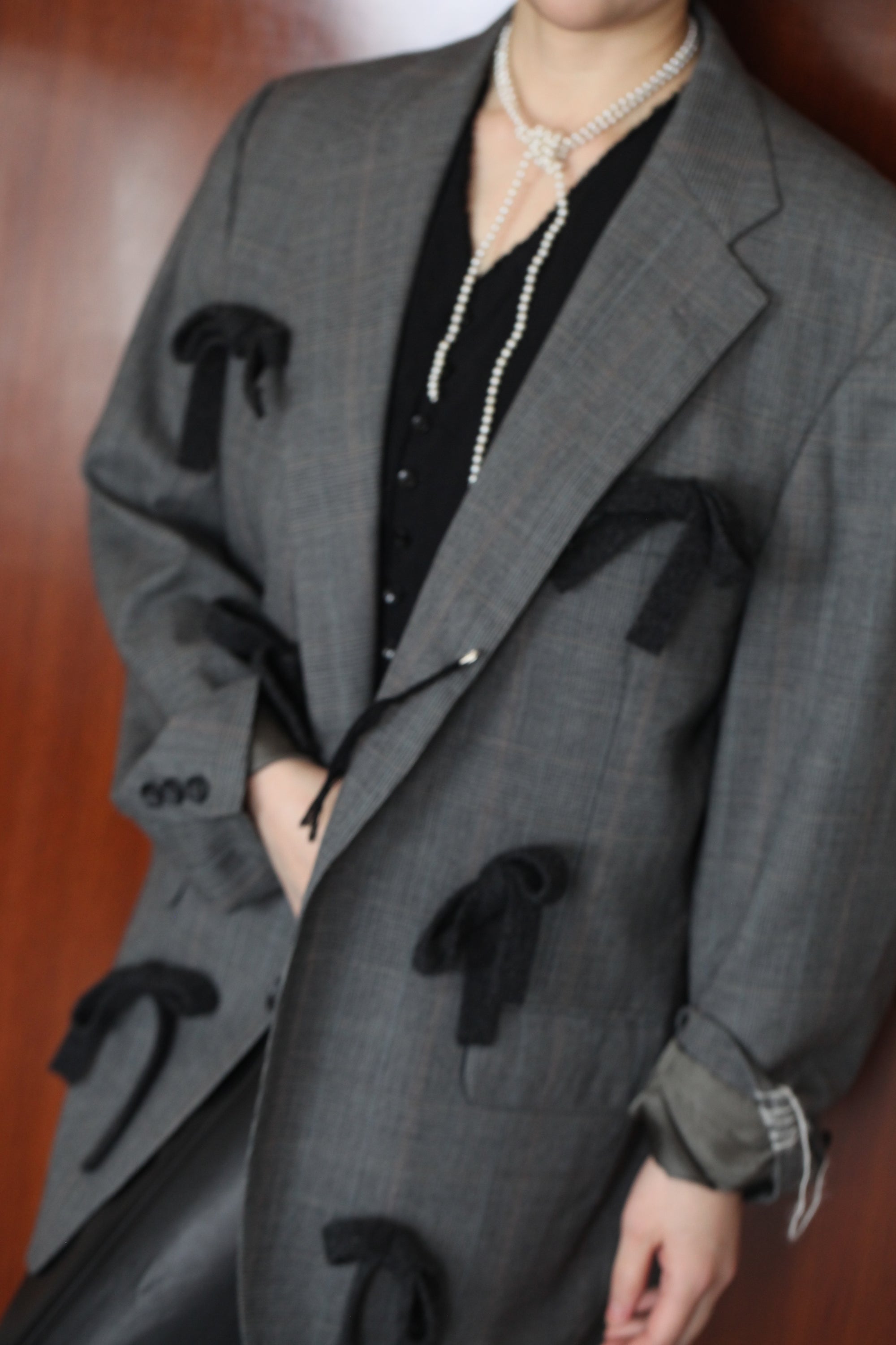 4_グレーリボンリボンジャケット_ウールピン付き