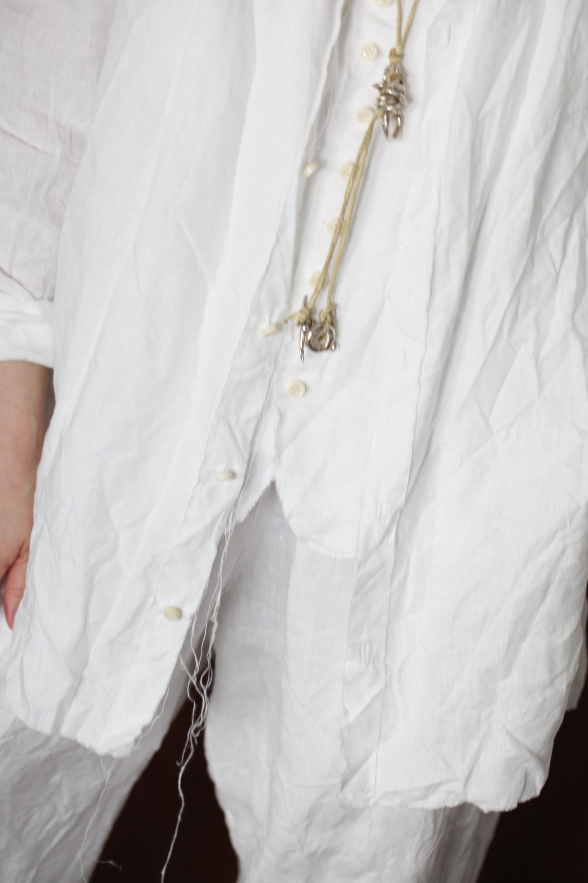 mayumi murasawa shirt_白_Vシャツ