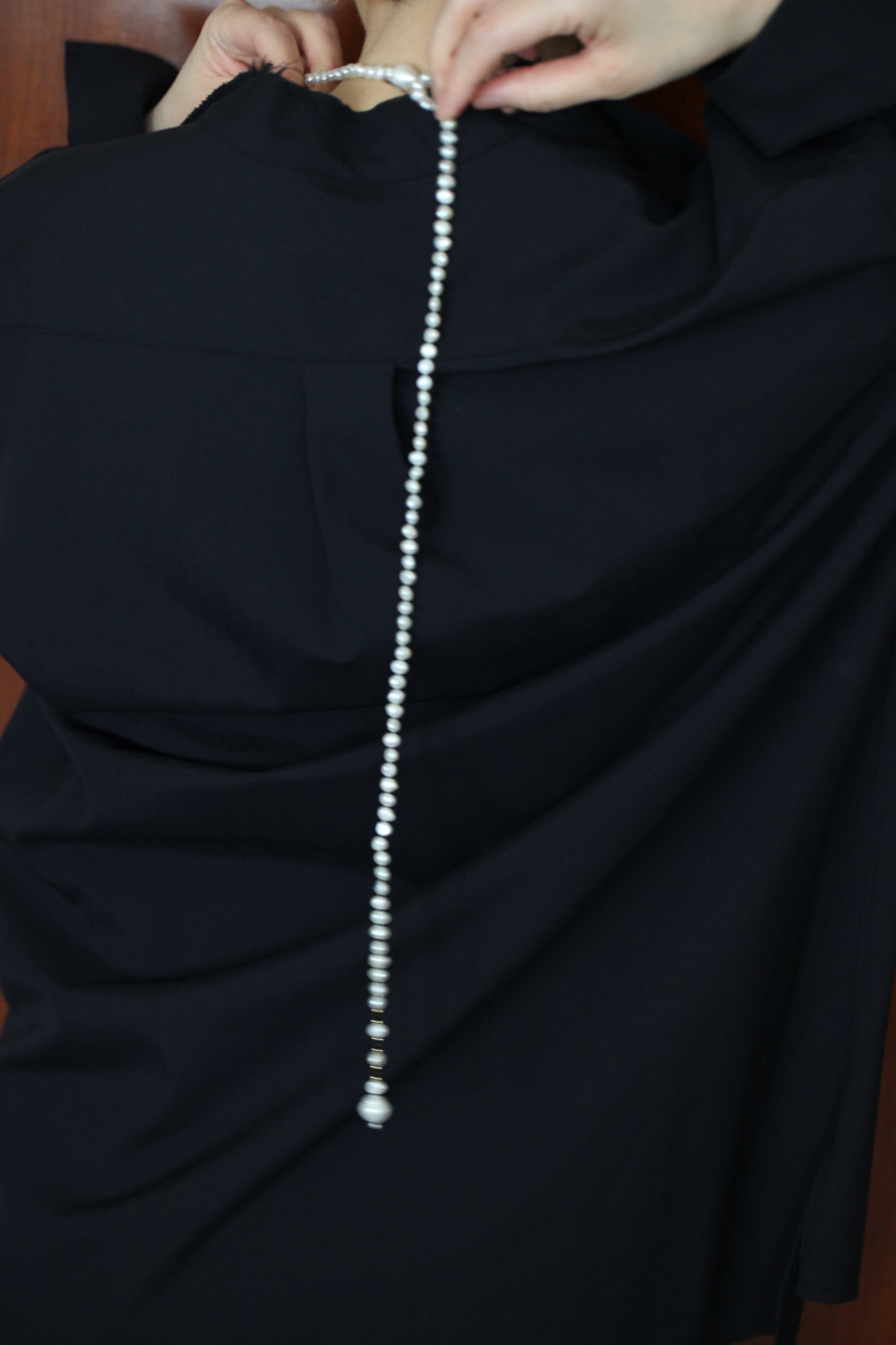 ALL KNOT BLACK SPINEL_LARIAT