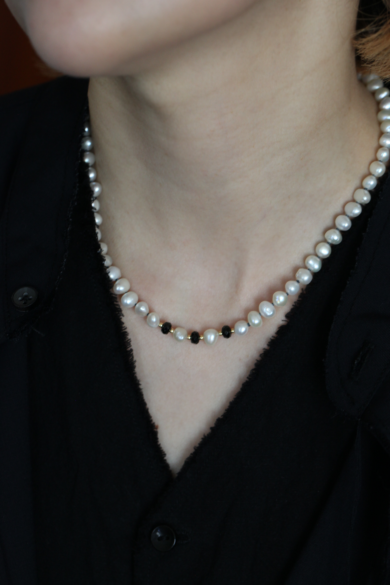 ALL KNOT BLACK SPINEL