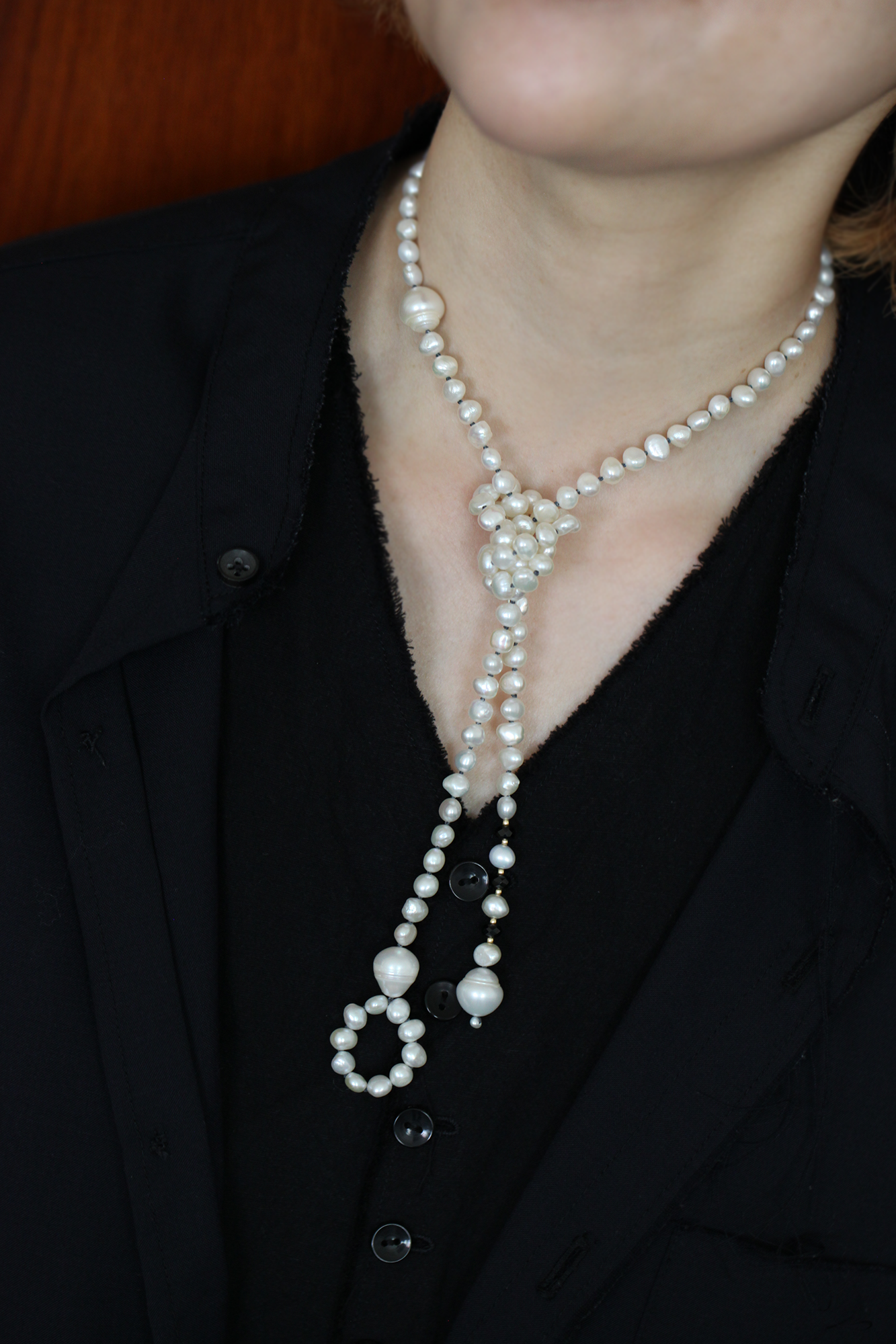 ALL KNOT BLACK SPINEL_LARIAT